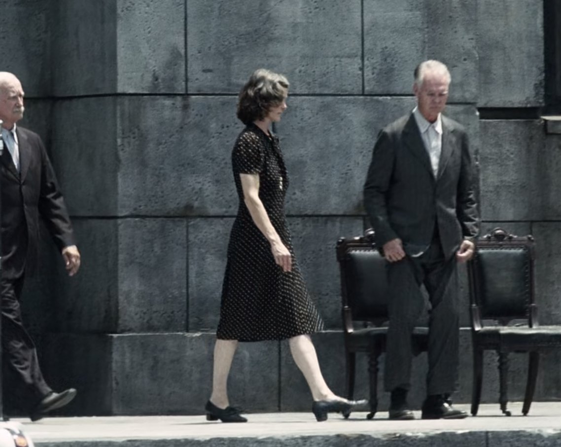 kimichkis's tweet photo. this being canon merrilee undersee in the first thg movie is killing me https://t.co/A90Vb0b5SX