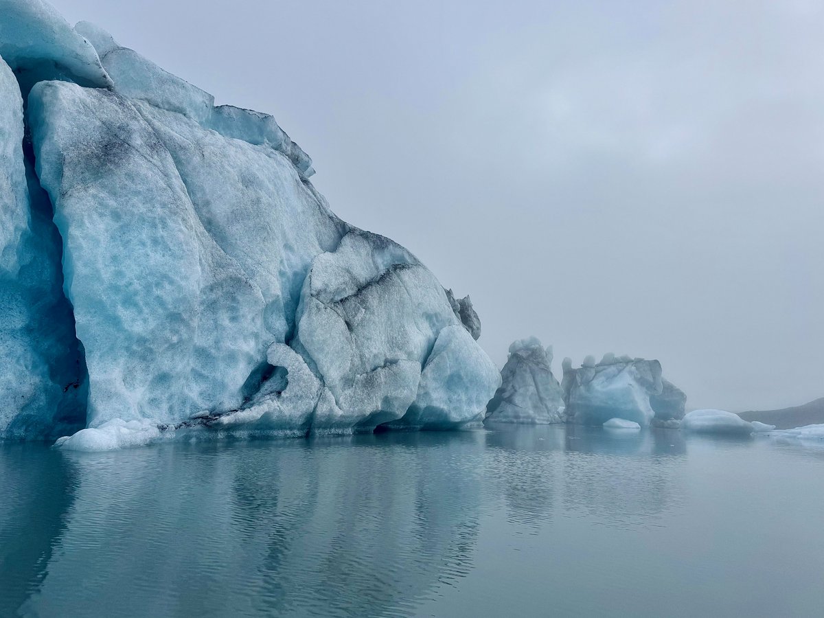 Alessandra0542's tweet photo. Every shade of blue feels unreal at Alaska's glaciers. 💙 https://t.co/mqGlCf8r4S