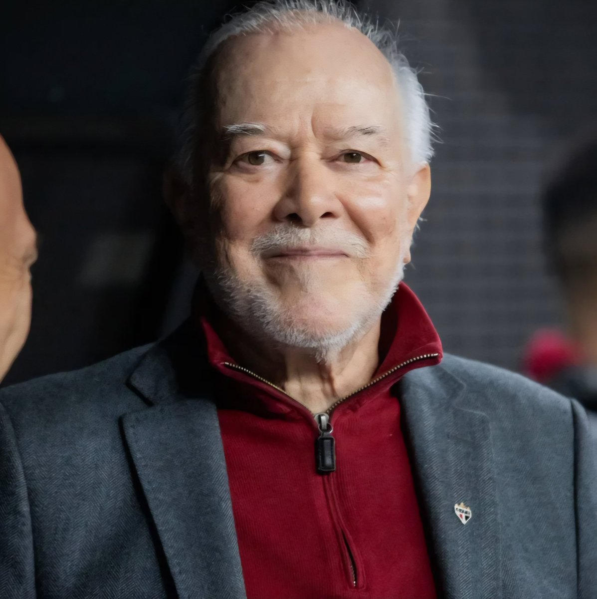 FrenteSPFC's tweet photo. Por 184 votos a favor, o contrato do São Paulo com a Ticketmaster (incluindo camarote) foi aprovado pelo Conselho Deliberativo.
152 conselheiros também aprovaram a inclusão da gestão do sócio torcedor.

Parte dos R$ 140 milhões serão utilizados na próxima sexta-feira 
para quitar direitos de imagem em atraso com os jogadores. 

#ForaRafinha #ForaMassis #ForaBelmonte #ForaOlten #Desratização #FrenteDemocrática #FrenteDemocraticaEmDefesaDoSPFC #DiretasJáSPFC #SeparaSãoPauloFC #SaoPauloFC #Tricolor #Eleições2026