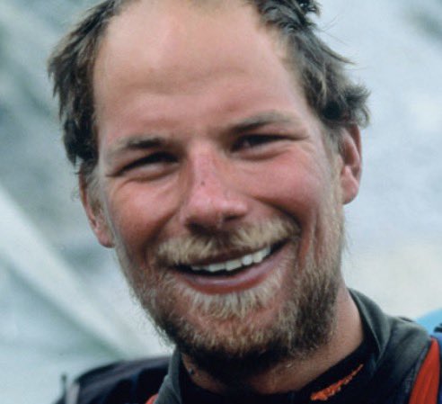 HilleviLarsson's tweet photo. Idag för 24 år sedan dog Sveriges genom tiderna mest inspirerande bergsbestigare och äventyrare: Göran Kropp. Han blev bara 35 men hann ändå visa att ingenting är omöjligt. Han cyklade från Sverige till Mount Everest och besteg ensam toppen utan syrgas eller någon annan hjälp! https://t.co/w5K4vma9Ij
