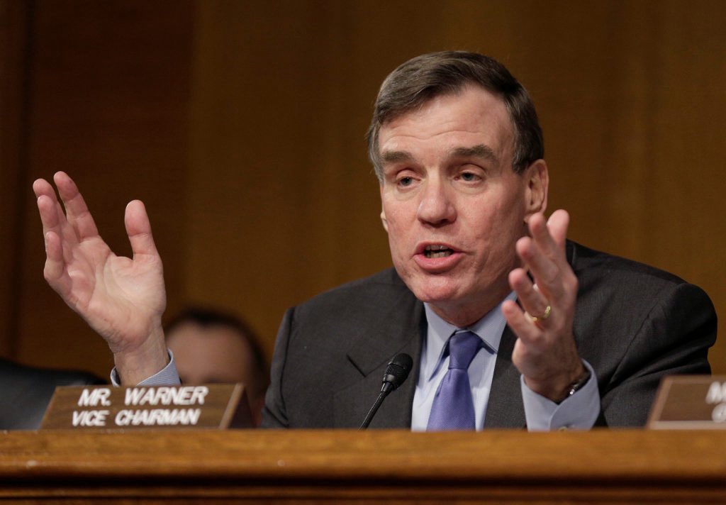 TheModerateVA's tweet photo. Both of Virginian’s senators, Mark Warner and Tim Kaine, voted to protect congressional insider trading.

Both Democrats.
Both actively trading stocks.

Virginia deserves better! https://t.co/QNKFkbp8HE