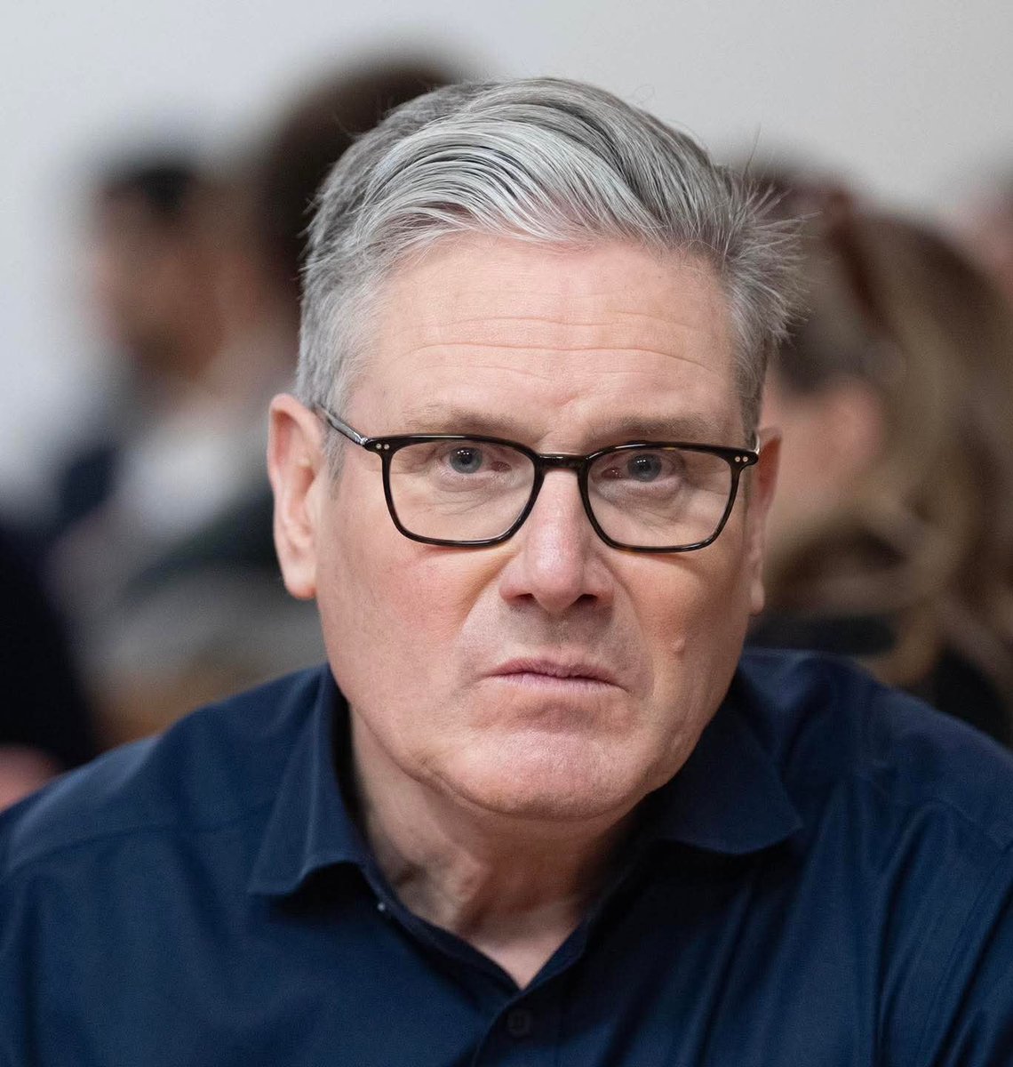 andrewc44104127's tweet photo. Keir Starmer says people in the UK have NO IDEA what it’s like to struggle and should look at how bad people in OTHER COUNTRIES have it. 

Keir explained: ‘Complaining because your chips have gone up in price a little. Try being a migrant who has had to flee war and is now staying in a hotel with nothing’ he lambasted