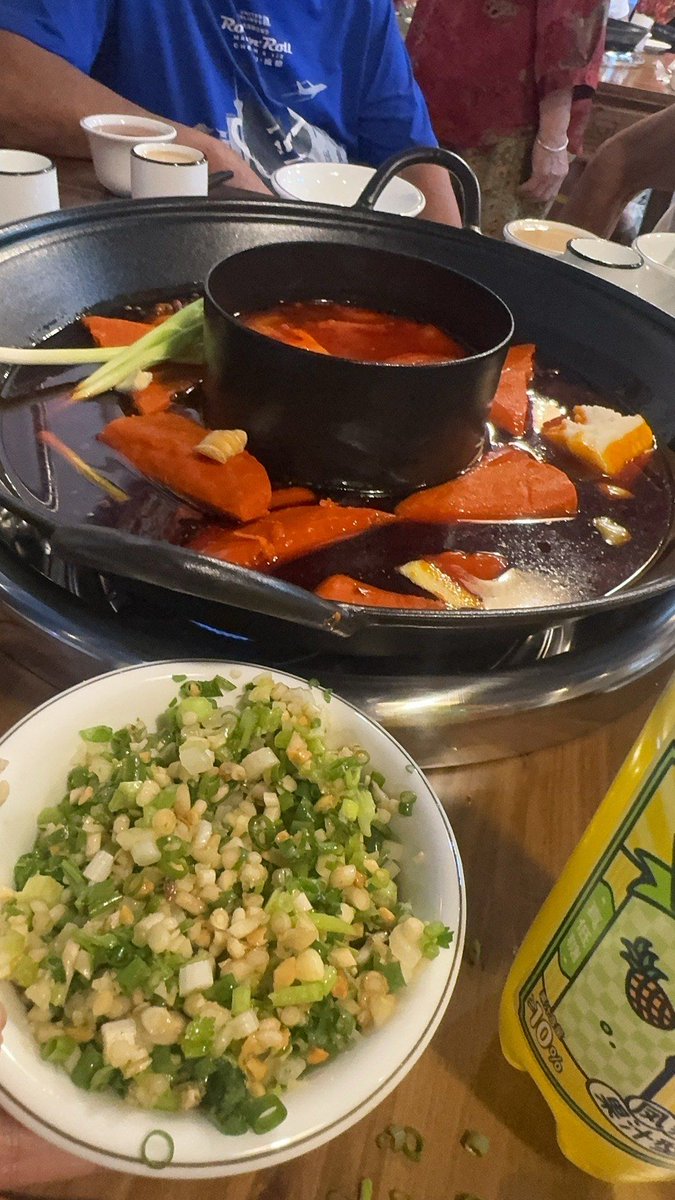 s0_hyeon's tweet photo. Taste the meat cut of the chef's secret, slow-cooked with a spoonful of soul, full of rich and mellow flavors that linger on the tongue.， https://t.co/cOwCMJrCQN