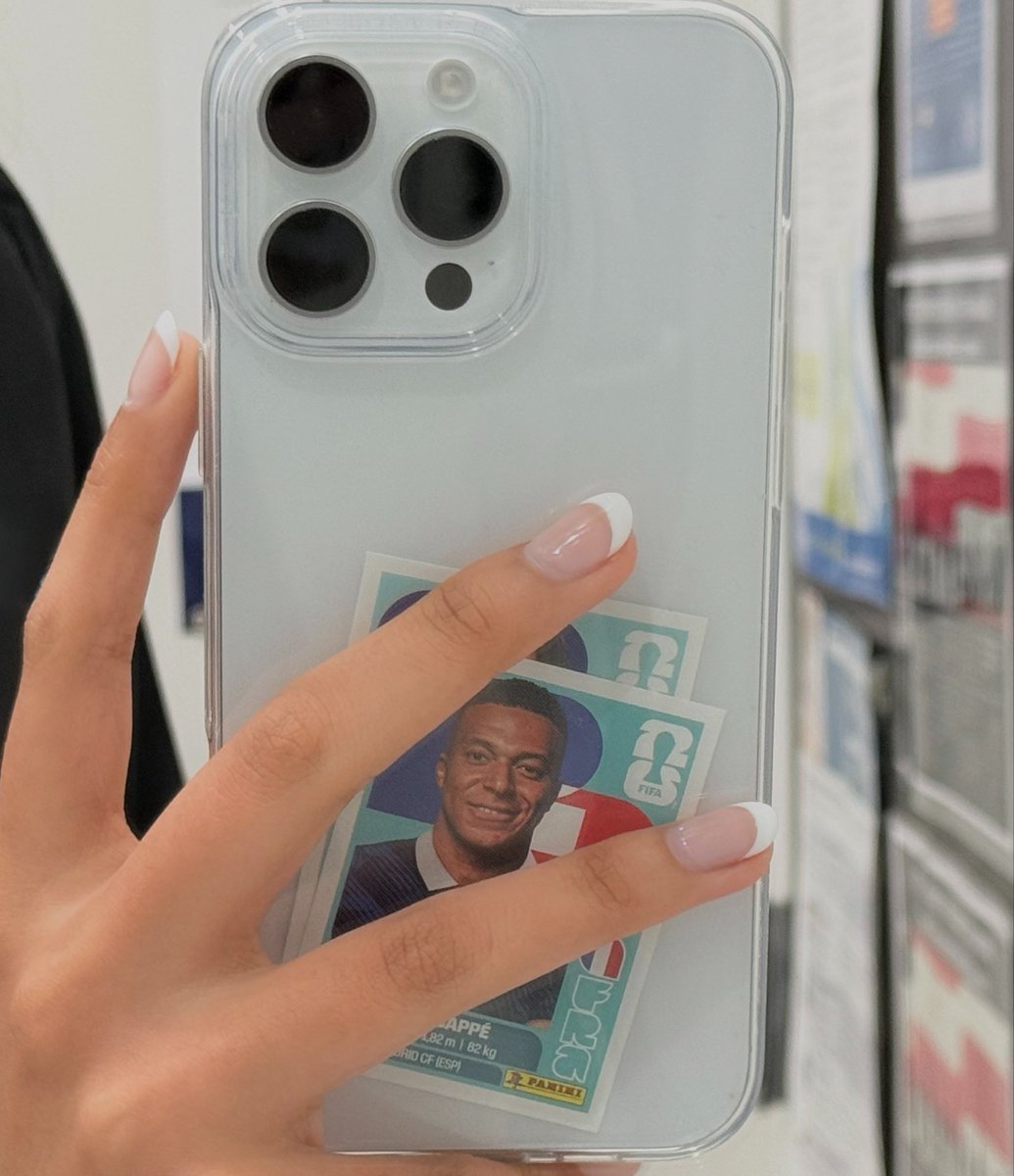2seoknv's tweet photo. a kid saw kylian sticker in my phone case and went MBAPPE!!!! i asked him if he liked mbappe n he said yeah #thekidsaregonnabeokay https://t.co/iGEh1WJaRp