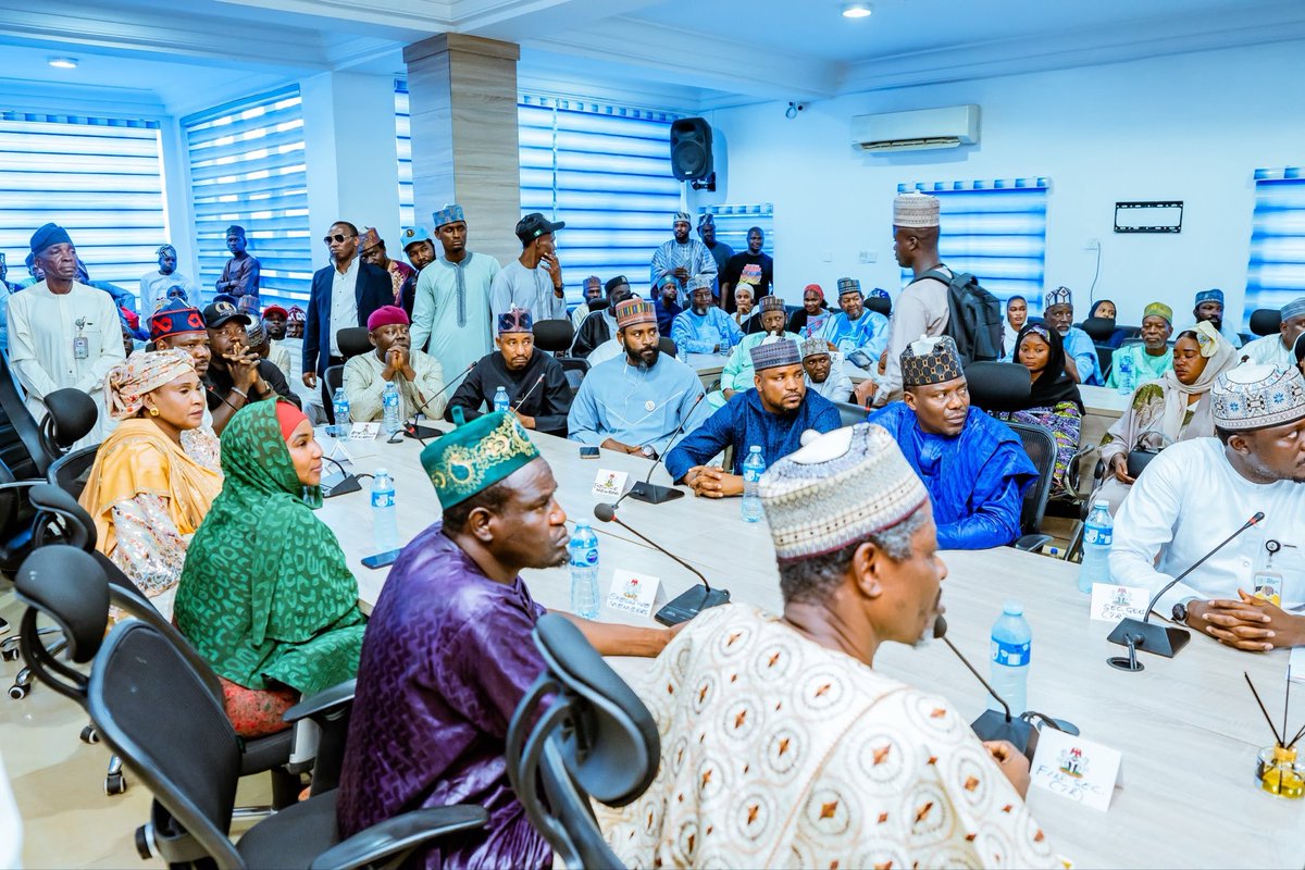 officialSKSM's tweet photo. The Vice President, Senator @KashimSM, has appealed to northern-based professionals in the creative industry to support the re-election of President @officialABAT in the interest of fairness and the unity of the Nigerian project.

He said the President deserves the support of the North, assuring the group of northern artists that the @officialABAT administration will continue to support the growth of the entertainment industry in the region.

Speaking on Wednesday during an audience with a delegation of Northern Performing Artists under the auspices of Triple-R for Renewed Hope at the All Progressives Congress (@OfficialAPCNg) campaign office in Abuja, Senator @KashimSM emphasised that the region stands to benefit significantly from the administration’s creative economy initiatives.

According to him, President @officialABAT deserves the collective support of the North, as the Federal Government under his watch was implementing policies designed to empower local talent, stimulate cultural preservation, and generate economic opportunities through the creative arts.

Underscoring the importance of reciprocal support from northern stakeholders to ensure the seamless execution of the administration’s Renewed Hope Agenda, the Vice President assured the delegation that the Federal Government will continue to roll out targeted interventions to support regional artists, filmmakers, and musicians.
