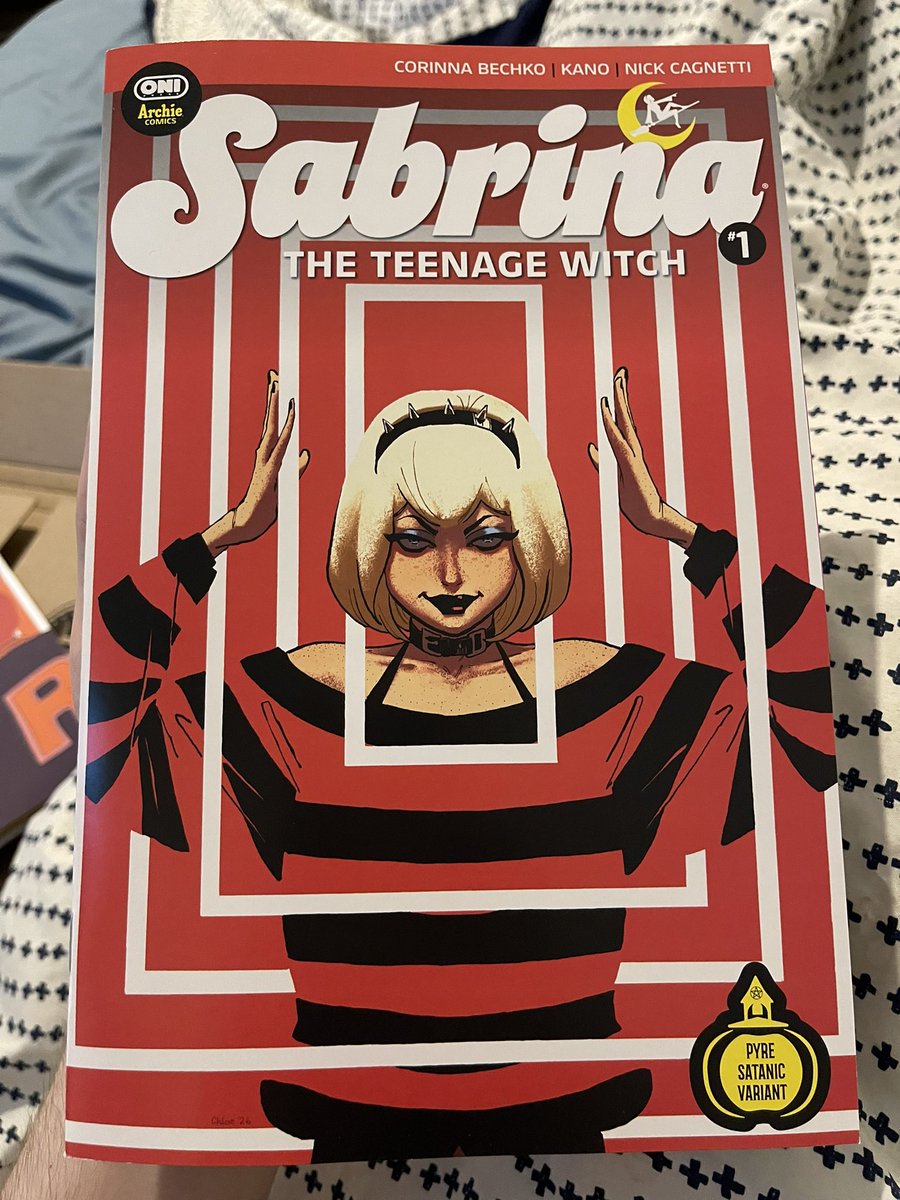 Chloe_in_pink's tweet photo. Oh MAAAAAN, my comps for Sabrina *AND* Archie #1 have arrived!! They look so beautiful!!! 🥹🥹🥹🥹🥹🥹🥹

Out next Wednesday, October 7th!! Make sure you pick these baddies upppppp!!!! https://t.co/KI6XyrS2n8