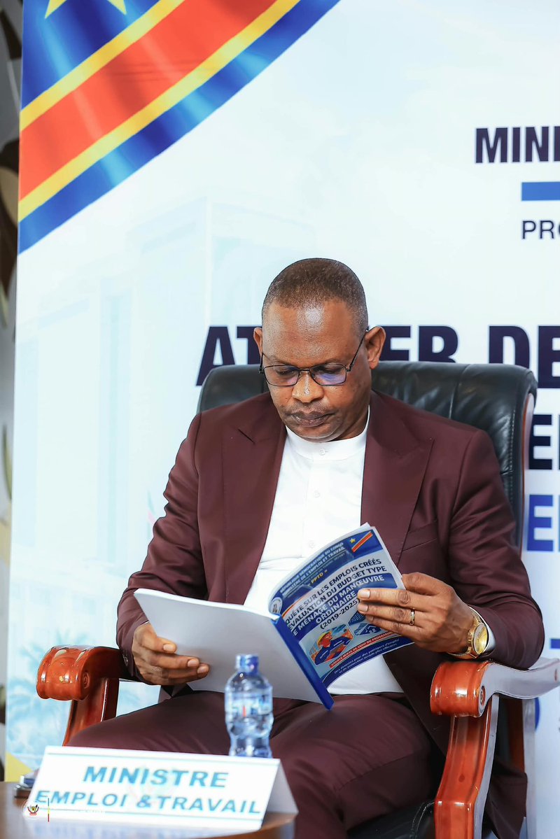 TresorWanadi's tweet photo. EMPLOI
Lancement de l’atelier de validation de l’enquête sur les emplois générés de 2019 à 2025 et le coût de la vie des travailleurs, sous la conduite du Ministre Ferdinand MASSAMBA WA MASSAMBA.
Objectif : renforcer les politiques d’emploi et améliorer les conditions de travail https://t.co/LgLL7m5zj7