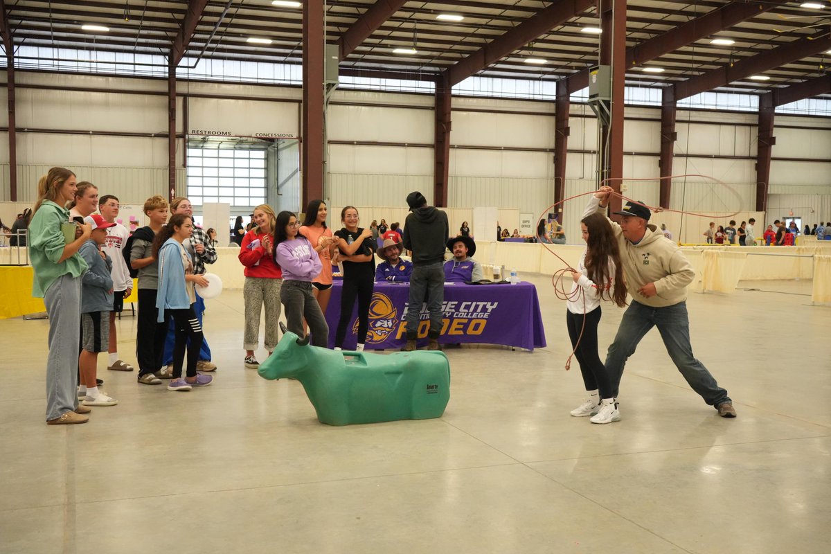 DodgeCityCC's tweet photo. DC3 Tech brought career possibilities to life during its annual Tech Ed Career Exploration Day on Wednesday, Sept. 30, at the Western State Bank Expo Center. Approximately 796 middle and high school students from 11 southwest Kansas schools explored technical education programs. https://t.co/cPxbhA9iwN