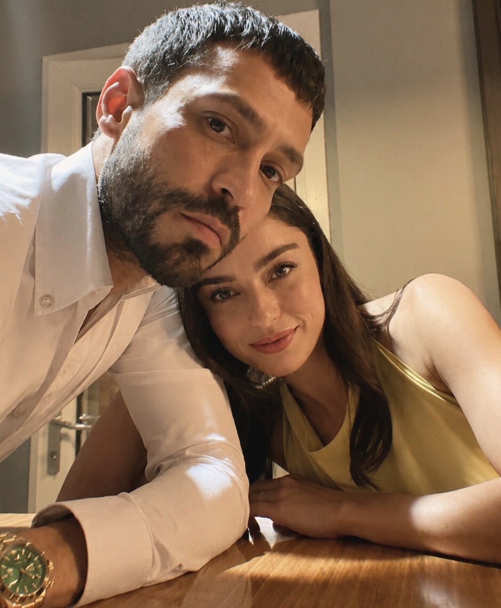 MiriiC24's tweet photo. Mr. and Mrs. Emindağ ❤️‍🔥😍

#AyçaAyşinTuran
#EkinKoç
#DefKad
#MuhtemelAşk https://t.co/4Tdy9cljYW