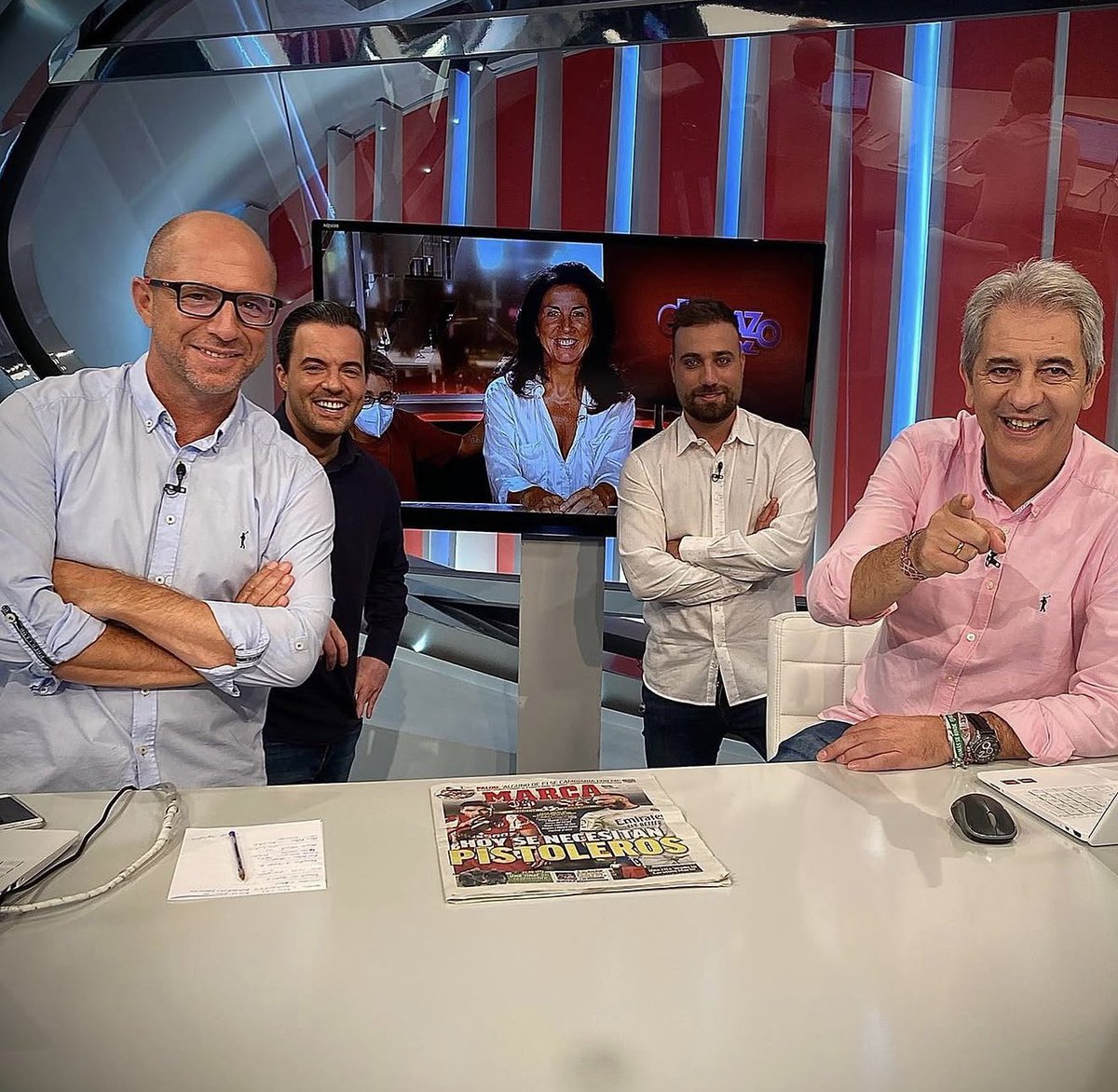 NachoPalen's tweet photo. Yo os voy a echar de menos, pero la gente en sus casas mucho más ¡QUÉ PENA! 

Todavía no entiendo como no se siguió apostando por esta maravilla de canal.

❤️❤️❤️ GOL ❤️❤️❤️ https://t.co/Hn7bsKlmOU