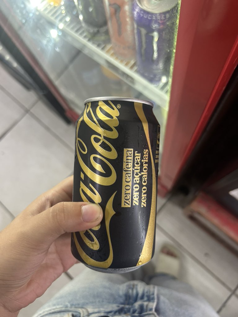 vitcamiz's tweet photo. vê se presta https://t.co/0dYLyl0wyQ