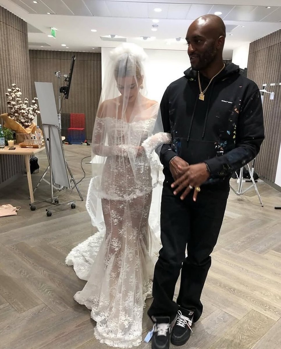 Complex's tweet photo. When Virgil Abloh designed Hailey Bieber’s wedding dress in 2019 

He would've turned 46 today 🕊️ https://t.co/Gren2svBWt