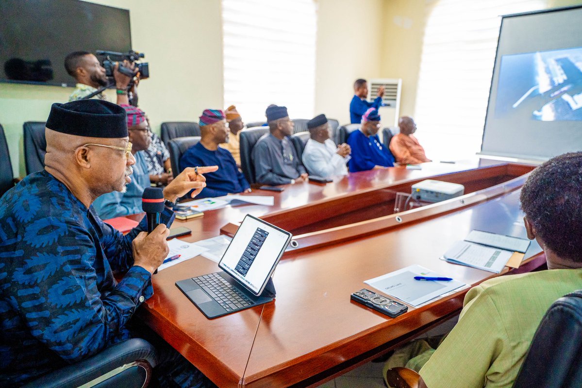 DapoAbiodunCON's tweet photo. OGUN, NNPC MOVE TO REVIVE OKLNG AS $7BN MARITIME ECONOMY PROJECT TAKES SHAPE

We received officials of the Nigerian National Petroleum Company Limited (@nnpclimited) as we opened discussions towards reviving the long-delayed Olokola Liquefied Natural Gas (OKLNG) project along our coastline in Ogun Waterside.

This development comes shortly after we signed agreements with DP World for the development of the Gateway Deep Sea Port and the 10,000-hectare Ogun State Blue Marine Special Economic Zone, with an initial investment exceeding $7 billion and the potential to create more than 50,000 direct jobs.

The proposed revival of OKLNG will add a major energy component to this emerging economic corridor. NNPC has indicated that approximately 1,728 hectares of land and 2.5 kilometres of Atlantic frontage will be required for the LNG plants, utilities, storage facilities and associated marine infrastructure.

We have assured NNPC of our full cooperation, including the necessary support on land, incentives and guarantees required to bring this important project back to life.

Our vision is to create an integrated coastal economic ecosystem where the Gateway Deep Sea Port provides maritime access, the Blue Marine Special Economic Zone drives manufacturing and logistics, and the LNG project supplies the energy required by industries within Ogun State and across the South-West.

With these investments taking shape alongside other strategic infrastructure, Ogun Waterside is steadily emerging as a major hub for energy, maritime commerce, manufacturing, logistics and international trade.

We remain committed to unlocking every opportunity that creates jobs, attracts investment and strengthens Ogun State’s position as Nigeria’s foremost industrial and economic destination.