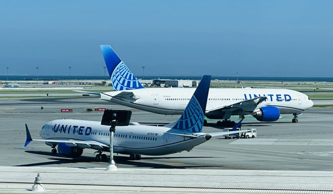 AlyVance12's tweet photo. All STAR ⭐️ flights ON time!
@united

@flySFO

Team SFO rocks! 📷 https://t.co/EUvggRZqjU