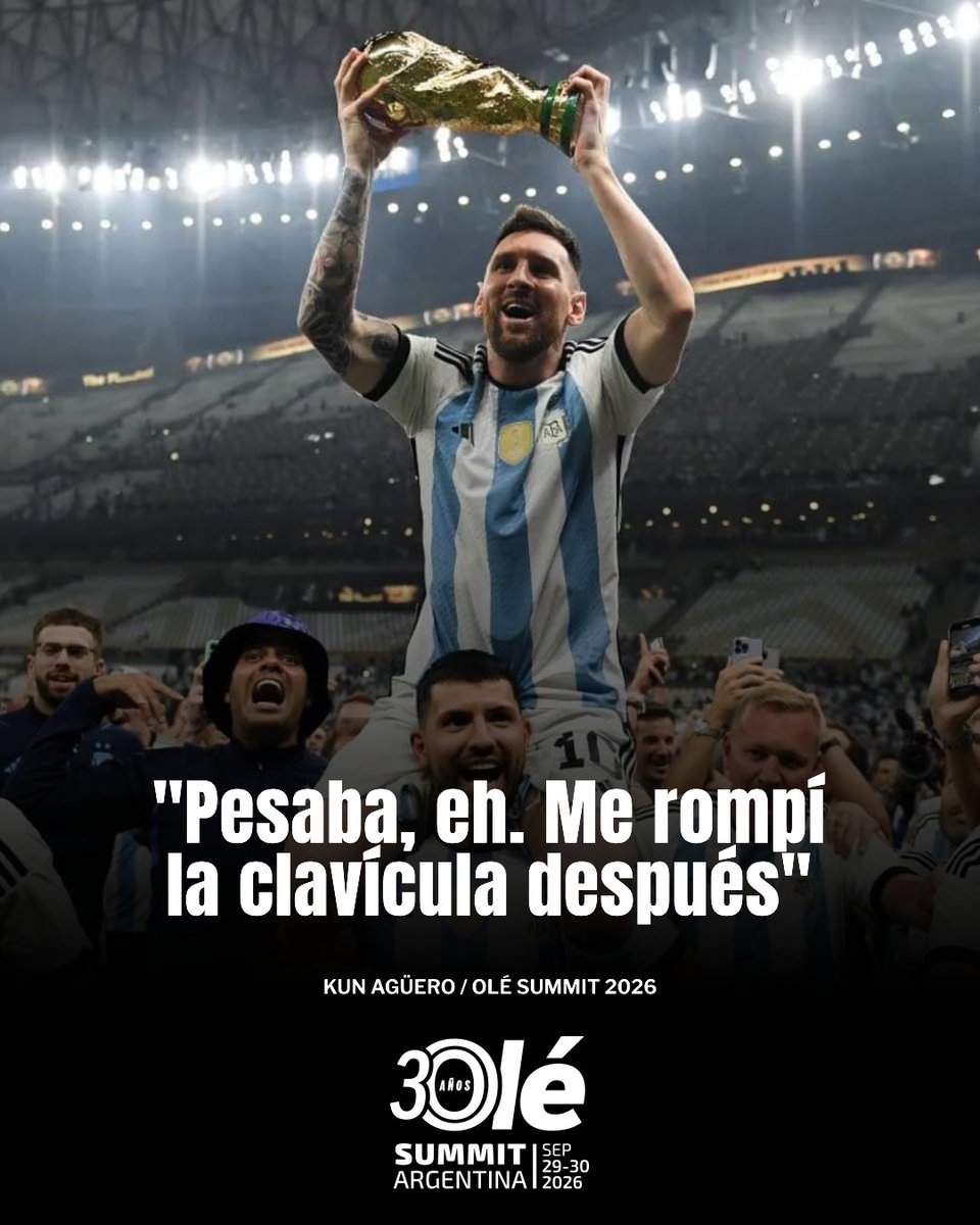 DiarioOle's tweet photo. "ME ROMPÍ LA CLAVÍCULA" 😂

El Kun Agüero pasó por el #OleSummit26 y contó la divertida anécdota de cuando se cargó a los hombros a Leo con la Copa del Mundo 🏆

🗣️ "Pesaba, eh. Me rompí la clavícula después. Estábamos con esa euforia y adrenalina de ganar el Mundial"

🗣️ "Estoy en el tumulto y me dice: 'Subime'. Y ahí empezamos a festejar. Fue algo muy lindo poder llevarlo"

🗣️ "En un momento me dice: 'Vamos para allá'. Pará, tampoco... Quería dar toda la vuelta, era heavy"