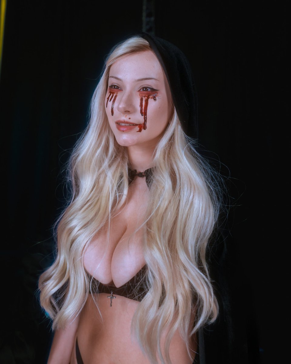 bigtittygothegg's tweet photo. Trust me 😈 with your life https://t.co/cESlGyLIbE