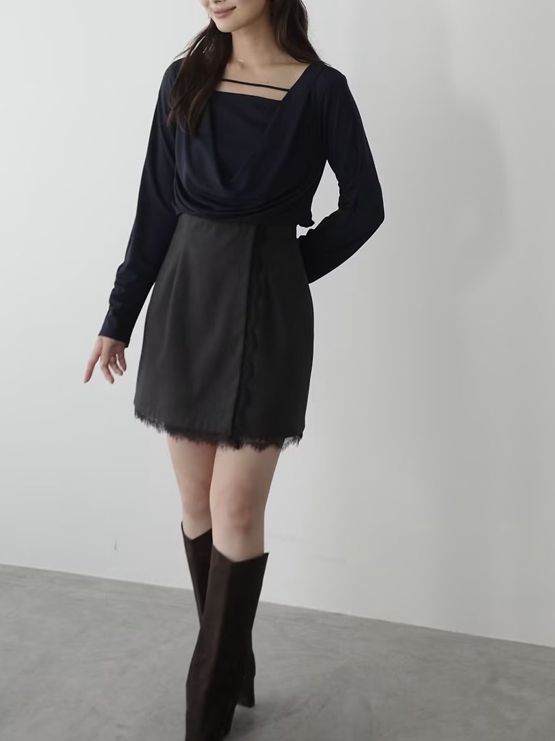 cuteeeeen07's tweet photo. 昨日インライでカラバリ初公開だった
エメインのホリデースカート
絶対欲しいんだけど:(˘•̥ㅁ•̥˘ ):🤍
4枚目のホリデーニットもドタイプすぎる
素材にこだわって作られてるのとかも
インライであゆさんが
エメイン愛語ってて最高だった🥹
レーススカート3色欲しくて困ってる https://t.co/OST9gXUlmH