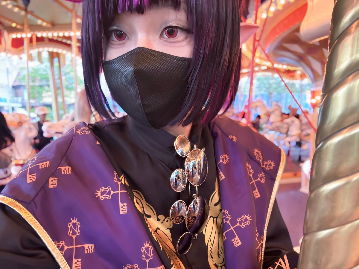 Suirin_6's tweet photo. #Dハロ2026
 #Dハロ仮装  #Dハロ仮装ツイステ
9月30日🏰インパしてました〜！
アカウント作成したので、20時前後にカルーセル付近でアカウント交換と写真のお声掛けして頂いたとっても素敵な🦇さんと💀さんに届け〜‼️ https://t.co/o3Dq6SeTXS