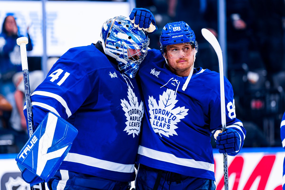 MapleLeafs's tweet photo. oh to have goalie hugs back 🤗 https://t.co/F5gui5kart