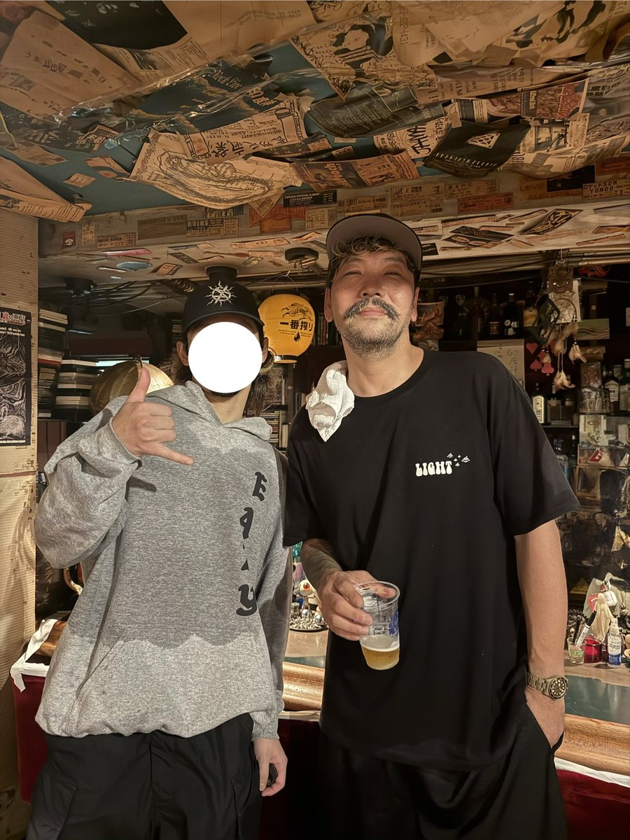 25wanny's tweet photo. SHADOWS 10th Anniversary TOUR
防府BAR印度洋
w/ GOOD4NOTHING

山口の神箱最高🐒 https://t.co/QgLPr8XOol