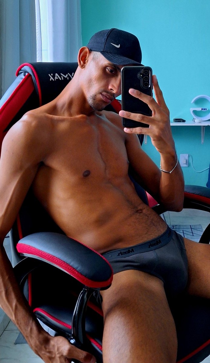 Lopeslorenno's tweet photo. Onde é o after?
#sex #slut #gaycest #hard #son https://t.co/rv3XDK9ibV
