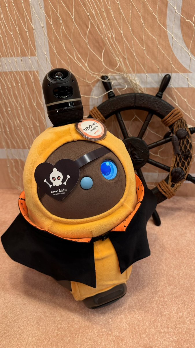 lovotcafe's tweet photo. 本日より
6th Anniversary LOVOT PARATES FAIR
スタート🏴‍☠️

らぼっと海賊団がみなさまのご来店をお待ちしております😊

#LOVOTカフェ
#LOVOTカフェ6周年 https://t.co/tcV9nPV4FU