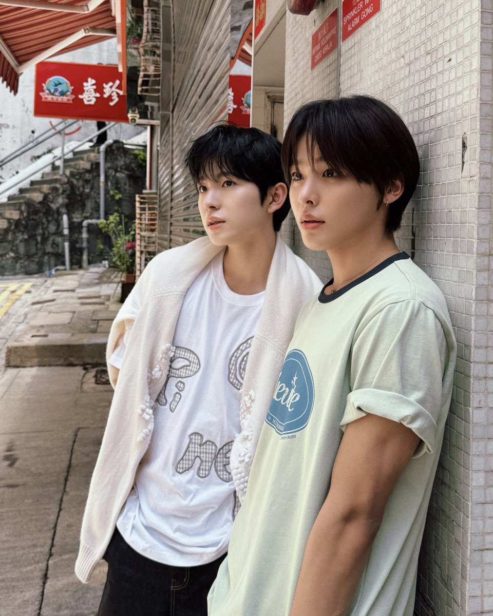DA3NGSYON's tweet photo. Your body's breathing life beside me
» #yuriku
» omega x omega
» crush at first sight
» fluff (i guess) and a little smut
» 7k words
» https://t.co/DhVVfHbsTW https://t.co/SdUlojcTDP