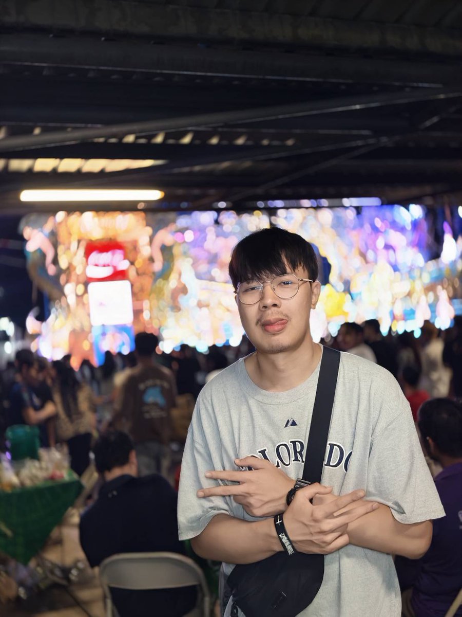 Nnnmmmm49's tweet photo. เมาตามท้องเรื่อง https://t.co/LMFCzw3gXh