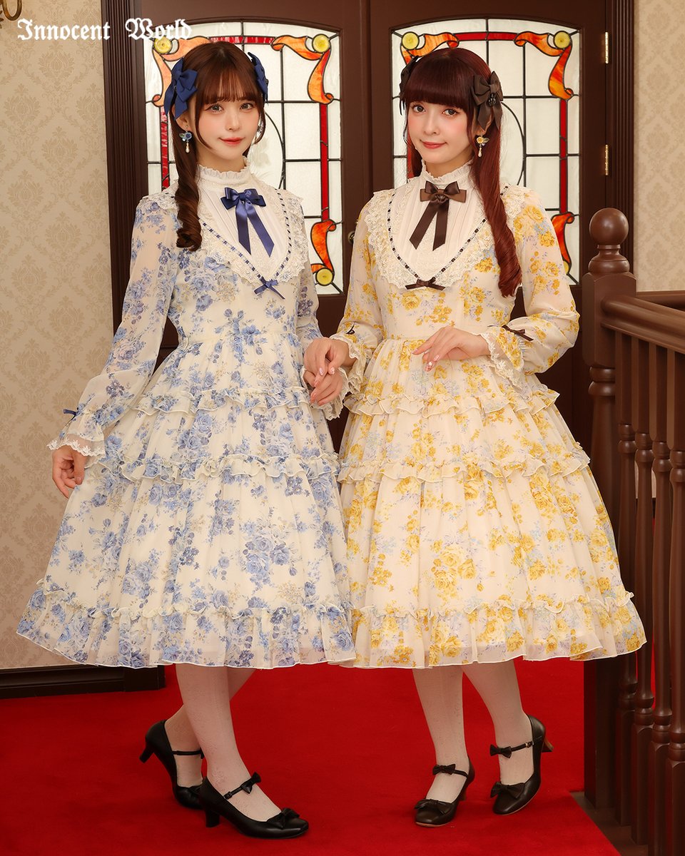 innocent_w_jp's tweet photo. ⚜️POP UP STORE先行ご予約商品⚜️
イリオスローズドレス

大人気の薔薇柄ドレスが、受注生産にて待望の再販決定！
優しいお色の薔薇が美しく咲き誇る、クラシカルロリータならではの上品で華やかなドレスです。
軽やかなシフォン生地を使用したスカートは、まるで薔薇の花びらを重ねたように、ふんわりと優雅に広がります。
レースには、繊細な薔薇柄を描いたInnocent Worldオリジナルのチュールレースを贅沢にあしらいました。
優しい薔薇に包まれるような、ロマンティックで美しい装いをお楽しみください。

詳細はこちらから♪
https://t.co/i9OFauWHVA

会期：2026年10月28日(水)～11月3日(火・祝)
会場：阪急うめだ本店 10階うめだスーク「スークパーク」
営業時間：午前10時～午後8時　※最終日は午後4時終了
イベント名：　変身区画 -Lolita de umeda SOUQ-