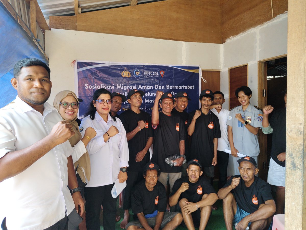 hendry_ambon's tweet photo. Rabu, 30 September 2026. Hendry M, Luhkan Ambon. Sosialisasi Peran Nelayan dan Masyarakat Pesisir dalam Mencegah dan Memberantas Penyelundupan Orang di Desa Poka
#GiatLuhkanAmbon
@bppsdm_pusluhkp https://t.co/KH6nYLIqFE