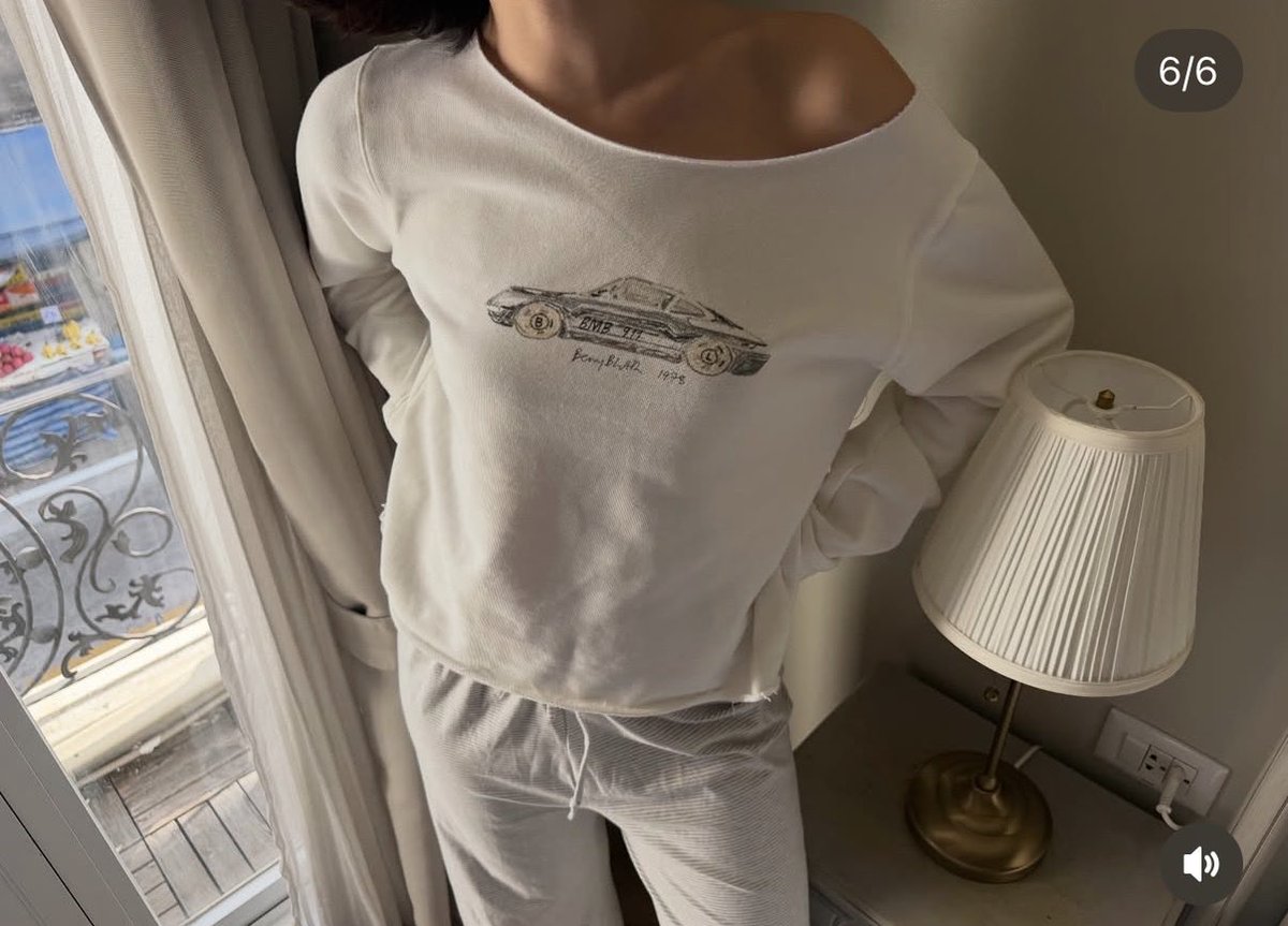 iluvsleepingp's tweet photo. ส่งต่อ bemyblair : Anna and Elli’s Winter Sweater
Porsche911 ไซส์ SM
ใส่ถ่ายรูป1ครั้ง สภาพ99%
Price: 750 บาท ( from 1.5k )
#bemyblair #imnotamorningperson #ส่งต่อเสื้อผ้า #ส่งต่อbemyblair #ส่งต่อเสื้อผ้าแบรนด์ไอจี https://t.co/hiUALsuvFz