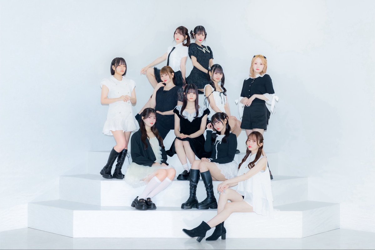 FHP_JP's tweet photo. 【FULL HOUSE PROJECT 始動】

才能が集い、夢が満ちる場所。

アイドル、アーティスト、俳優、モデル。
それぞれの個性と可能性が集まり、
新しいエンターテインメントを創り出す。

一人では描けない未来を、仲間と創る。

「FULL HOUSE PROJECT」
ここから、始まります。

Coming Soon… https://t.co/AzPVlOVQ4V