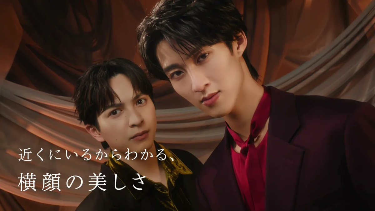 oshiism_press's tweet photo. 【NEWS】M!LK曽野舜太＆吉田仁人「E-line MASK」新イメージキャラクター就任😷✨

“超至近距離”WEB CM解禁👑プレゼントキャンペーンも開催👏

「近くにいるからわかる、横顔の美しさ」

「ねえ もっと近づいて」

#曽野舜太
#吉田仁人
#MILK

詳細はこちら💁‍♀️
https://t.co/PEr77VAMdN https://t.co/TycJLhhmfm
