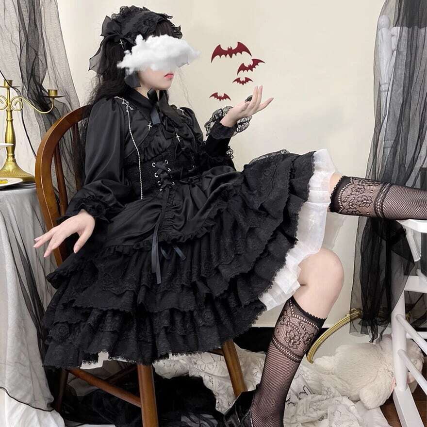 withu_gothic's tweet photo. 【No.1】ゴスロリワンピースの選び方｜素材・丈・シルエットで印象が変わる🖤
https://t.co/NdDIXakYW3

ゴスロリ 4点セット 入荷ドレス×パニエ×グローブ XL対応
https://t.co/9SazhkSm6Q

#ゴスロリワンピ #Gothic https://t.co/BSt3eMxQ3j