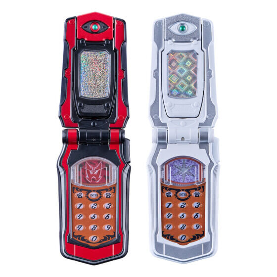 tokusatufig's tweet photo. 【魔法戦隊マジレンジャー】「マジレンジャー魔法夫婦セット -MEMORIAL EDITION-」
【16時プレバン受注開始】
価格27,500円(税込)
2027年3月発売予定
https://t.co/jwTHJ9cs7A
#MEMORIALEDITION #魔法戦隊マジレンジャー https://t.co/ebAQiEMXFu