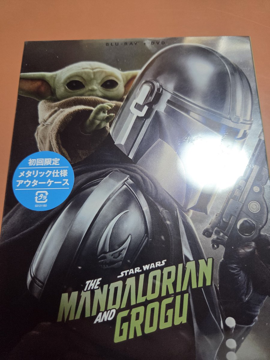non_foooooo's tweet photo. えっ！！！メタリック仕様アウターケース版だった！！！！！！！！ https://t.co/V9UJQIy2MB