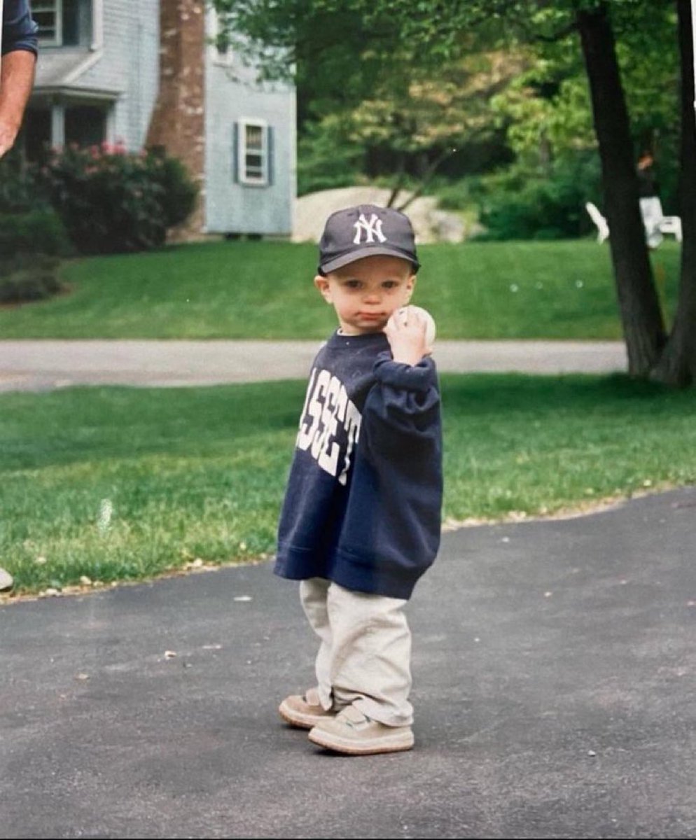 yanksfangii's tweet photo. intentionally walked                 made em regret it https://t.co/WAzIZW3vHy