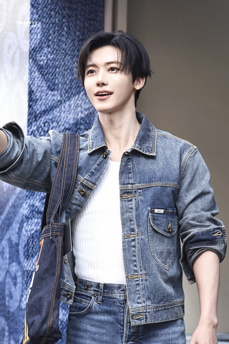 icecocoyy's tweet photo. 261001 LEE

#재민 #JAEMIN #NCT #NCTDREAM
#JAEMINxLee101Anniversary #JAEMINxLeeJeans https://t.co/bZVbGW9zrs