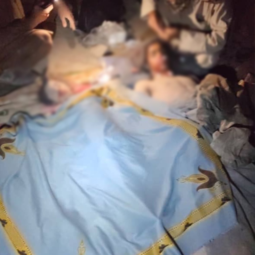 TOLOnews's tweet photo. د کونړ پر شلتن ولسوالۍ د پاکستان پوځي رژیم لخوا بمبار شوي ماشومان

په دې برید کې پنځه کسان شهیدان شوي او درې نور ټپیان دي.
#طلوع‌نیوز https://t.co/mObtysckNR