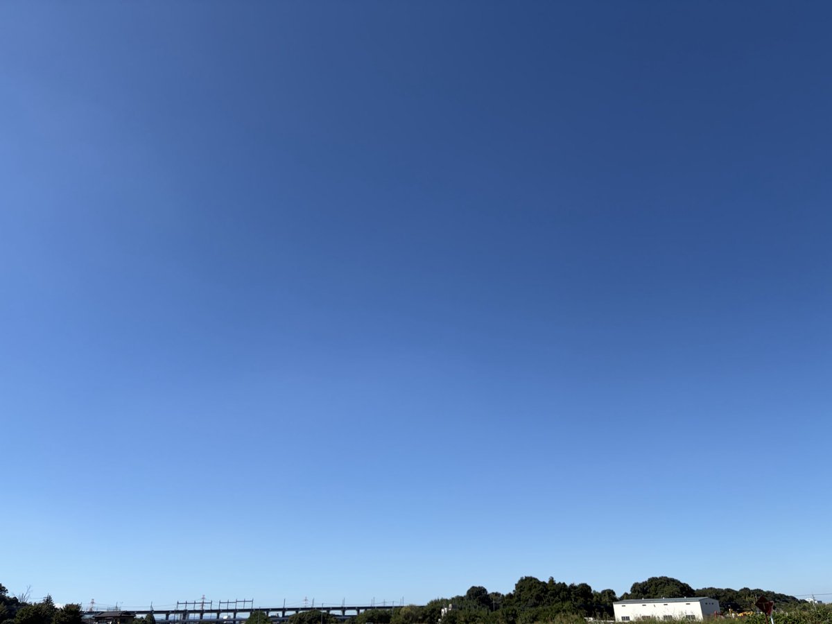 amikirider's tweet photo. こんなに天気いいのにさ仕事なんかするわけないでしょ https://t.co/1eGeQye04y