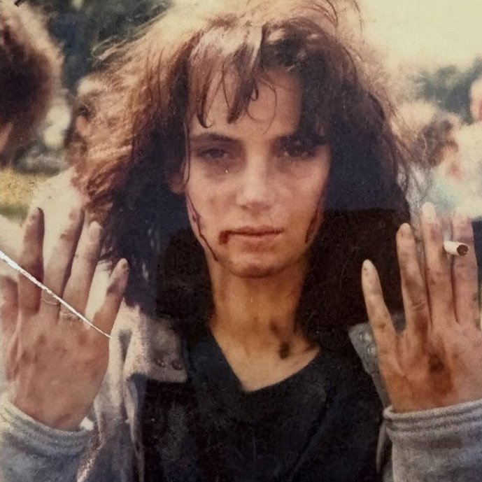 c0wboylikeryder's tweet photo. it’s finally october. happy winona ryder month  𓆩^._.^𓆪 https://t.co/t3GtuvVqOP