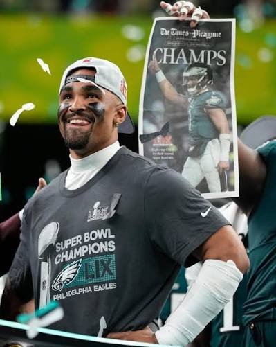 Timmmmmmmmmaay's tweet photo. @KingJ311 Tell your bitch ass QB to get you one of these and then come talk to me, bozo https://t.co/S7jSWImMiy