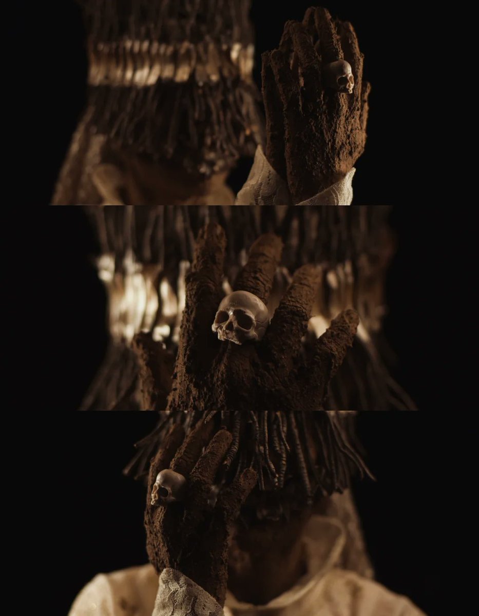 CesarGilditi's tweet photo. Death is life. Living is dying. A death’s-head ring created through human collaboration, time, equipment, and dreams—no AI used. https://t.co/d9lPUpe2Ub