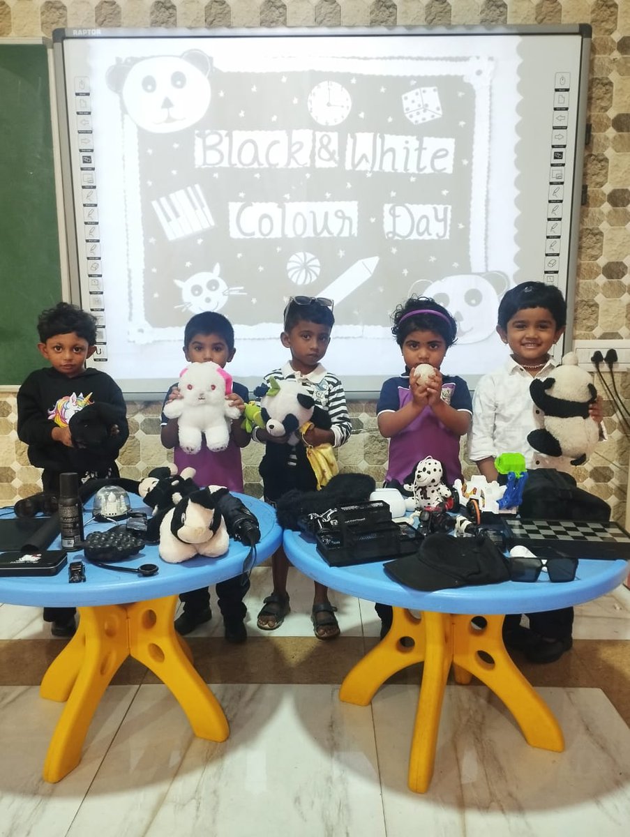 BethlahemHills1's tweet photo. EC 1A Black and White day https://t.co/Ne3UE7yg9F