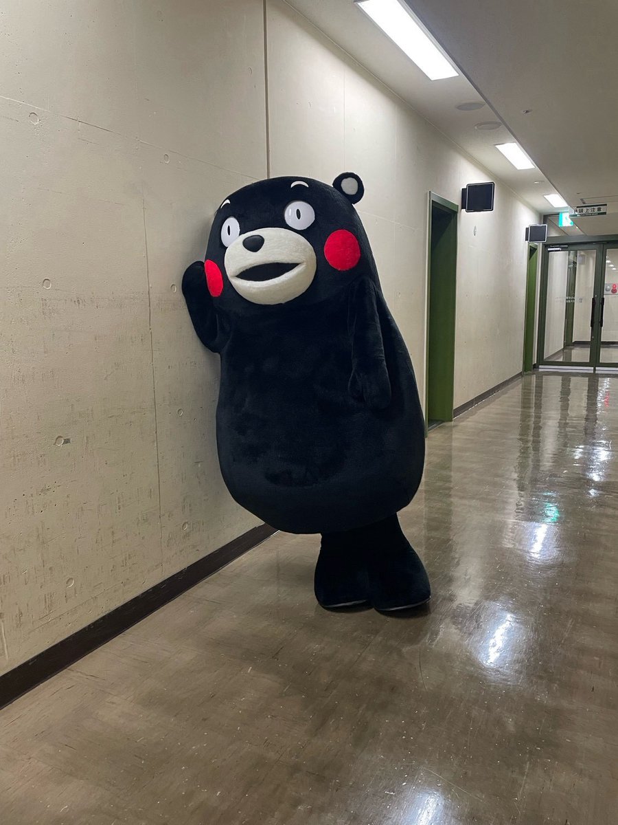 55_kumamon's tweet photo. 今日も1日おつくまさまでしたモン。おやくま～☆ https://t.co/hDTtCUoU1p
