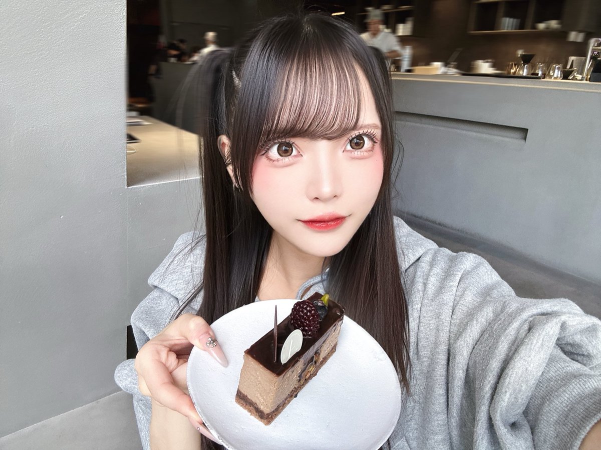 rea_ravidavi's tweet photo. 甘いものすきー？ ♡ https://t.co/kDySytq1q9