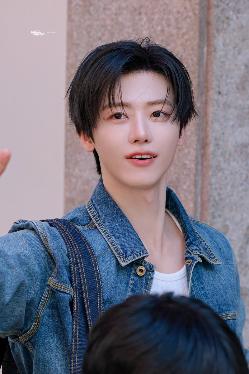CaffeineA0813's tweet photo. 261001 LEE 101주년 POP-UP

#재민 #ジェミン #JAEMIN #NCT #NCTDREAM
#JAEMINxLee101Anniversary #JAEMINxLeeJeans https://t.co/pSWrclYg5I