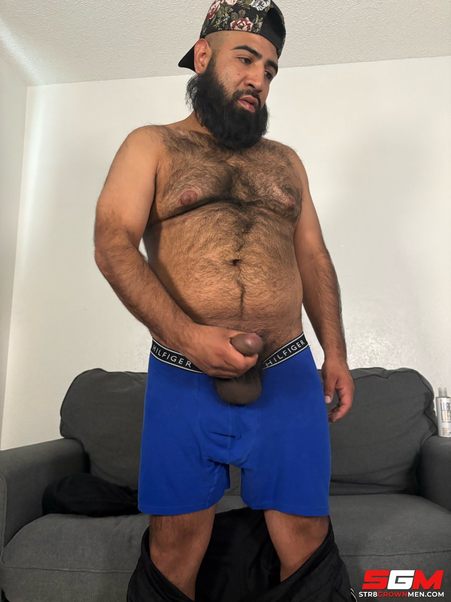 Str8GrownMen_'s tweet photo. If you're a fan of heavy uncut cock, Damian the drywall installer has some for you! He's a https://t.co/fnVaGxJPdJ exclusive (not on OF... yet!) https://t.co/SEMT93rRw5