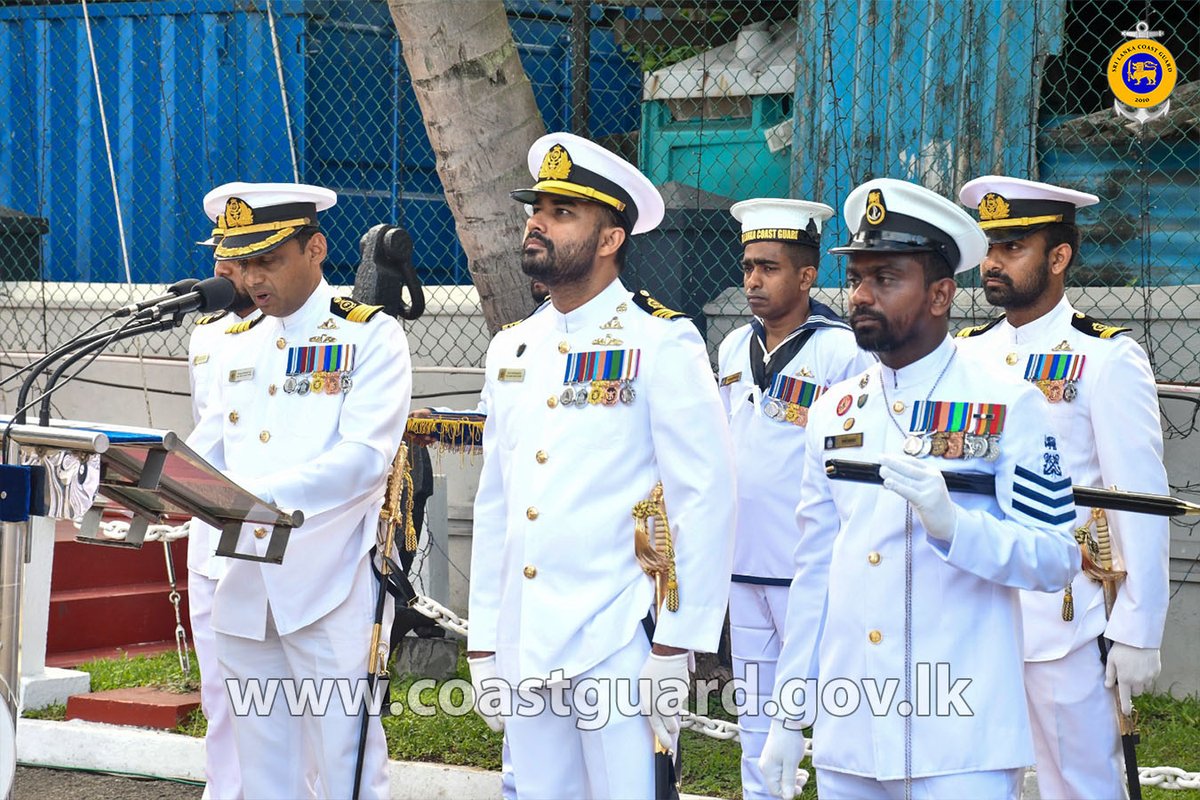 SoitStaff's tweet photo. LIEUTENANT COMMANDER SURANGA RATHNAPRIYA TAKES OVER COMMAND OF SRI LANKA COAST GUARD SHIP SAMUDRARAKSHA   Read More=>>> https://t.co/LEYRwUPZk7
#srilankacoasguard https://t.co/gM8ieuG0oM