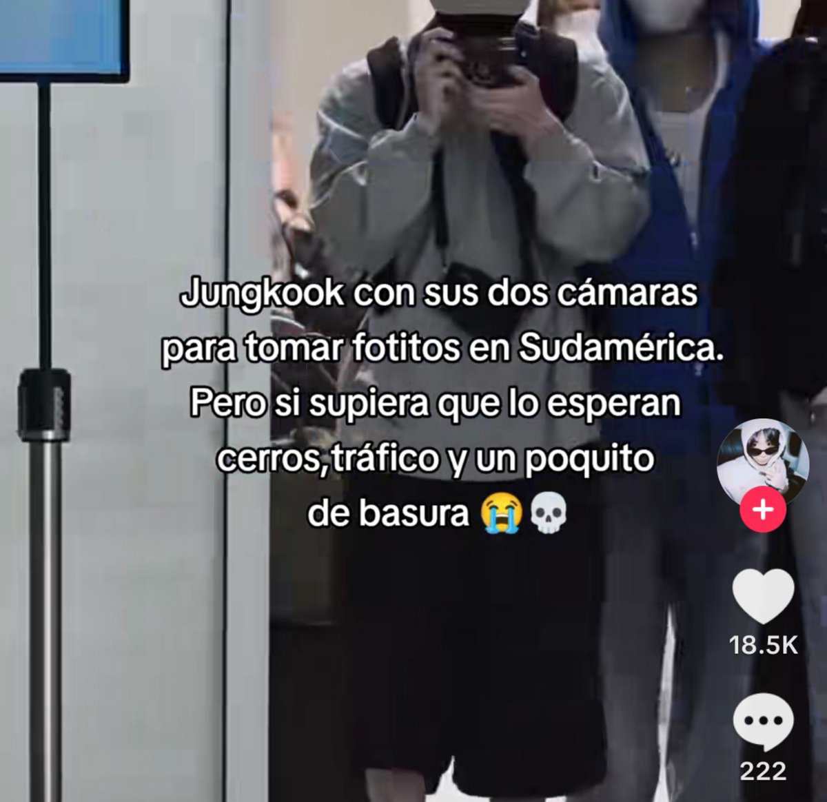 supermerkd2's tweet photo. un poco me pone triste q rebajen asi sus propios países pq en sudamerica estamos llenos de historia cultura y paisajes hermosos no todo tiene q ser labubu matcha dubai como en eeuu no seee esa amiga q reniega x todo https://t.co/4cR18mC7KW
